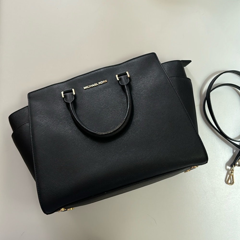 Michael Kors North South Large Selma Bag